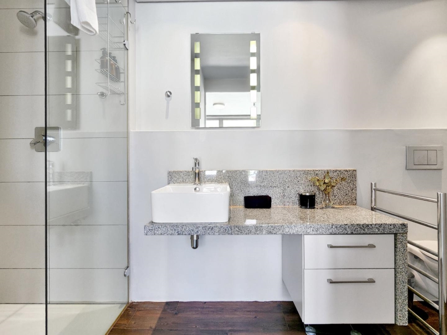 2 Bedroom Property for Sale in Green Point Western Cape